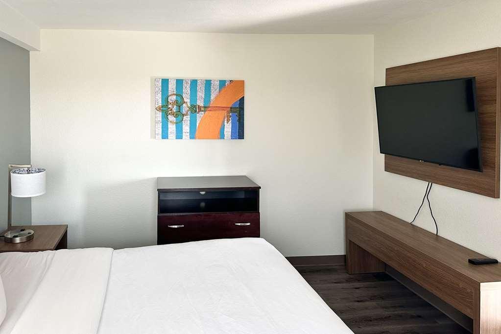 Mainstay Suites Conover-Hickory الغرفة الصورة